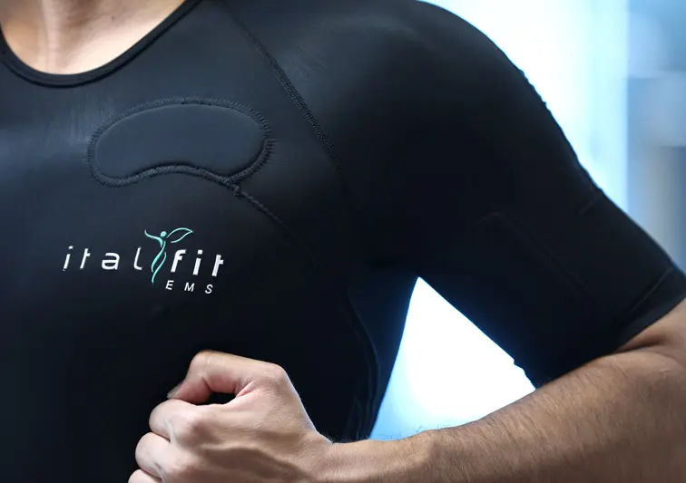 لباس ایتال فیت